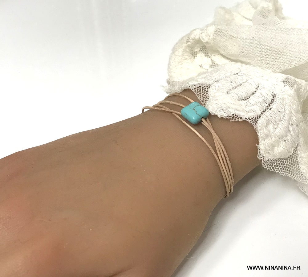 Bracelet de fils délicat et ajustable - Turquoise - Inédit du Nord