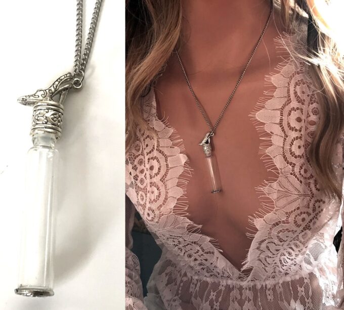 N2029d Pendentif parfum fiole en verre miniature - collier original - Bijoux Colliers en ligne Ninanina