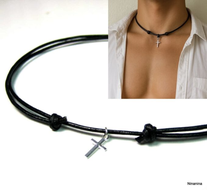 N2089a Collier nœud coulissant artisanal pour homme – Pendentif croix chrétienne en argent 925 sur cordon cuir réglable Ninanina