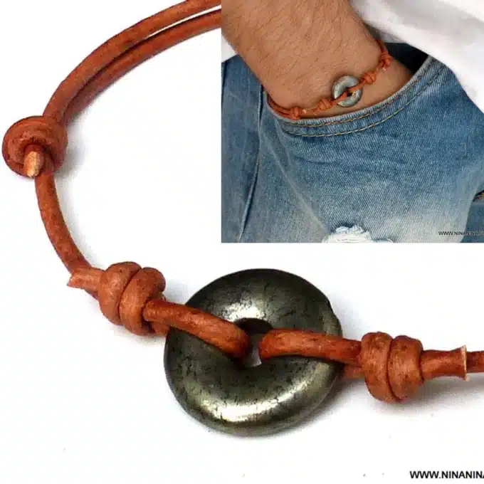 N2186 Bracelet donut pyrite de fer disque sur cordon cuir naturel - Bijoux bracelets homme femme en ligne Ninanina