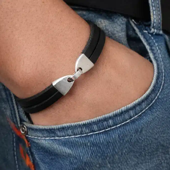 N2300d Bracelet Homme Artisanal - Lacet Double Cuir Et Fermoir Crochet Métal Argenté - Bijoux Bracelets hommes en ligne Ninanina