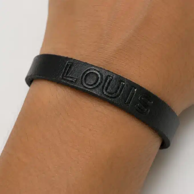 N2302B Bracelet personnalisé avec prénom homme ou femme cuir gravé - Bijoux Bracelets hommes en ligne Ninanina