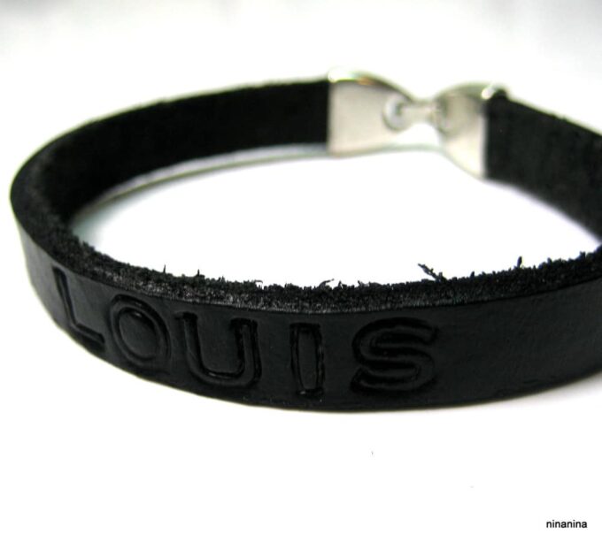 N2302ter_bracelet_cuir_grave_prenom