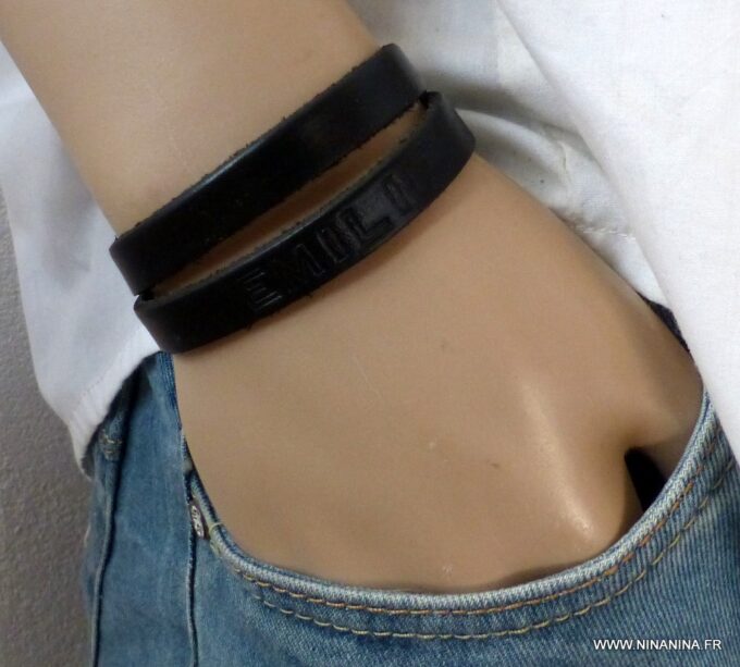 N2303f Bracelet 2 tours gravé personnalisé cuir et métal argenté - Bijoux Bracelets en ligne NINANINA