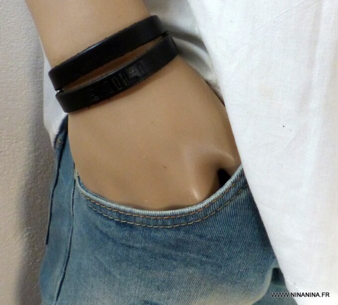 N2303h Bracelet 2 tours gravé personnalisé cuir et métal argenté - Bijoux Bracelets en ligne NINANINA