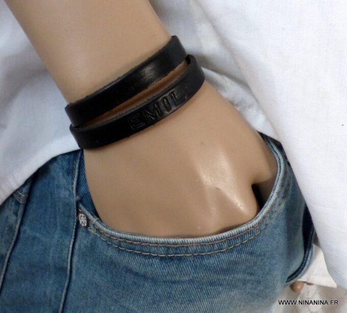 N2303k Bracelet 2 tours gravé personnalisé cuir et métal argenté - Bijoux Bracelets en ligne NINANINA