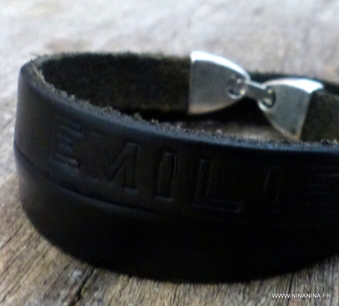 N2303m Bracelet 2 tours gravé personnalisé cuir et métal argenté - Bijoux Bracelets en ligne NINANINA