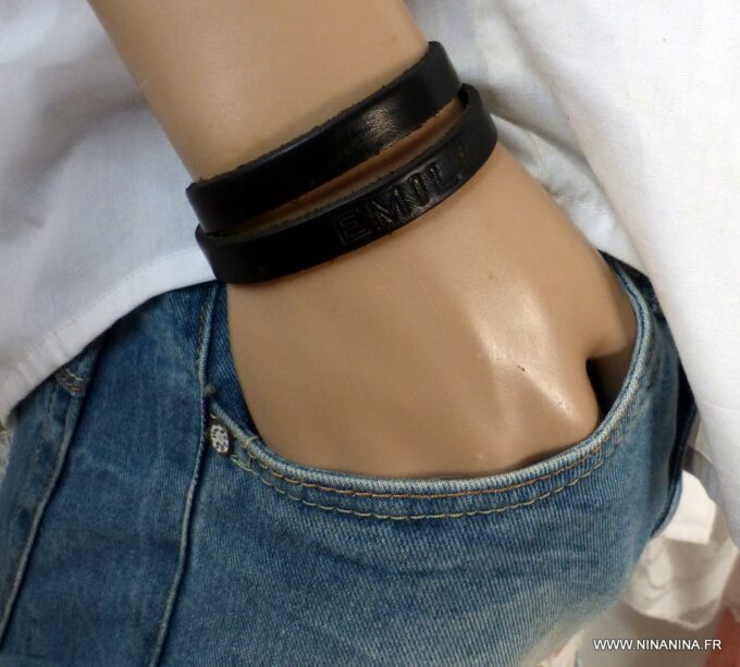 N2303n Bracelet 2 tours gravé personnalisé cuir et métal argenté - Bijoux Bracelets en ligne NINANINA
