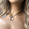 N2315a Pendentif coeur swarovski blanc collier cordon daim - Bijoux Colliers en ligne Ninanina