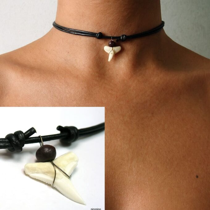 N2438a Collier dent de requin véritable cordon cuir Ajustable Mixte -Bijoux Colliers ethniques en ligne Ninanina