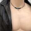 N2456h Collier plume homme sur cordon cuir ajustable - Bijoux Colliers en ligne Ninanina