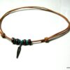 N2456terj collier cordon cuir homme et plume