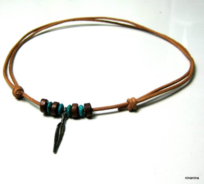 N2456terj collier cordon cuir homme et plume