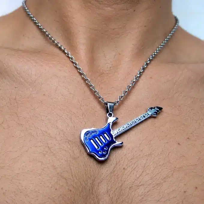 N2476 CCollier homme guitare bass bleue Acier argenté - Bijoux colliers hommes en ligne Ninanina