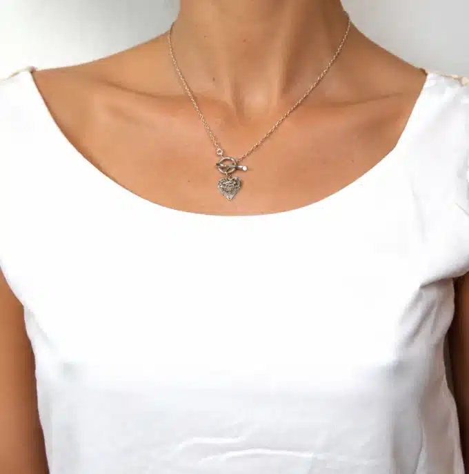 N2498a Collier Chaine coeur Argent 925 massif martelé - Bijoux colliers femmes en ligne Ninanina