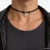 N2539a Collier ohm argent 925 sur cordon cuir noir réglable - Bijoux colliers hommes en ligne Ninanina