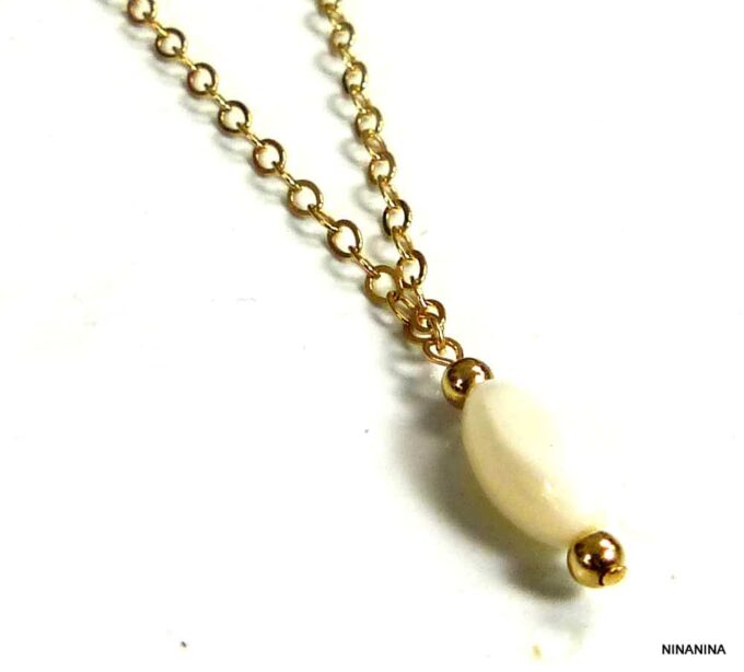 N2554tera Chaine de taille de ventre or plaqué goutte nacre