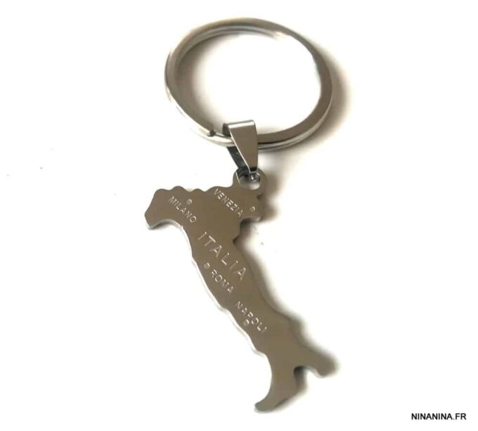 N2625a Porte clé Italie pendentif carte Acier inoxydable argenté - Accessoires en ligne Ninanina