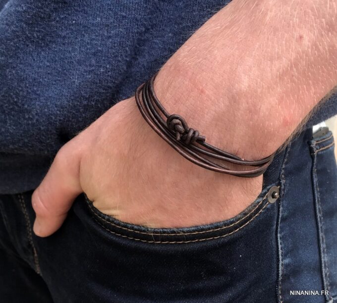 N2683y Bracelet plusieurs tours cordon cuir naturel réglable - Bijoux Bracelets en ligne Ninanina