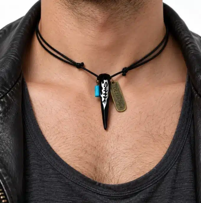 N2702A Collier homme surfer cordon pendentif pointe noire - Bijoux colliers hommes en ligne