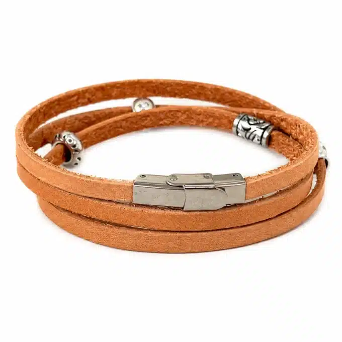 N2708c Bracelet homme cuir 3 tours artisanal breloques argentées - Bijoux bracelets hommes en ligne Ninanina