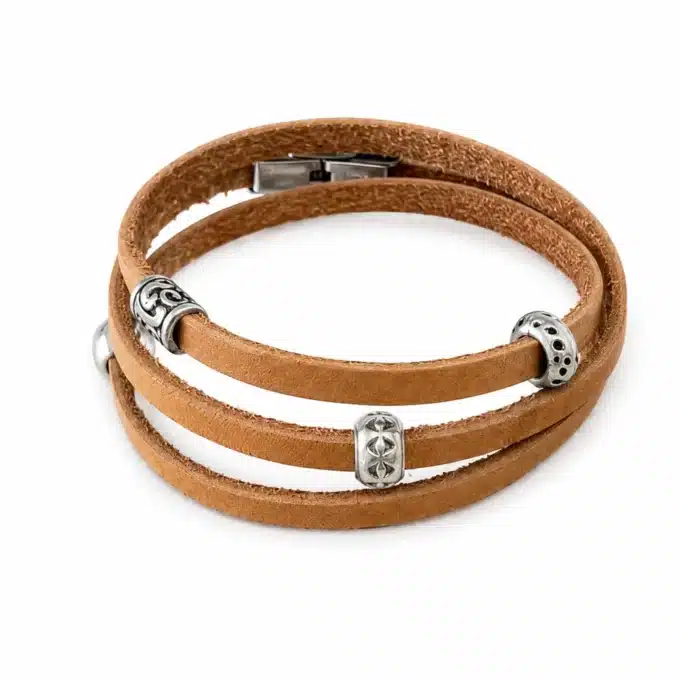 N2708d Bracelet homme cuir 3 tours artisanal breloques argentées - Bijoux bracelets hommes en ligne Ninanina