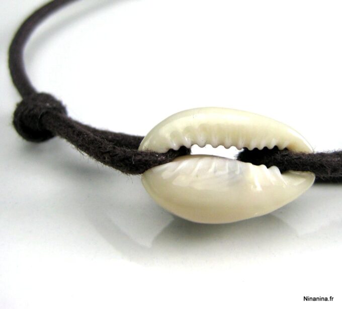 N2788terc bracelet de cheville coquillage et coton ciré