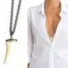 N2946a Collier homme long acier pendentif dent de requin nacre blanche - Bijoux colliers en ligne Ninanina
