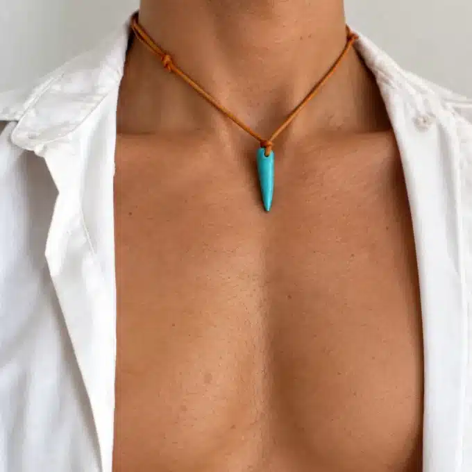 N2960 Collier pendentif corne turquoise homme lacet cuir naturel - Bijoux colliers hommes en ligne Ninanina