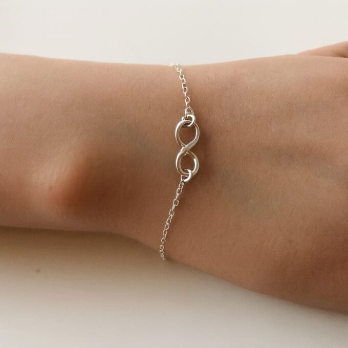 N3018d Bracelet Argent signe infini artisanal - bijou fin et minimaliste pour Femme - Bijoux Bracelets infinity en ligne Ninanina