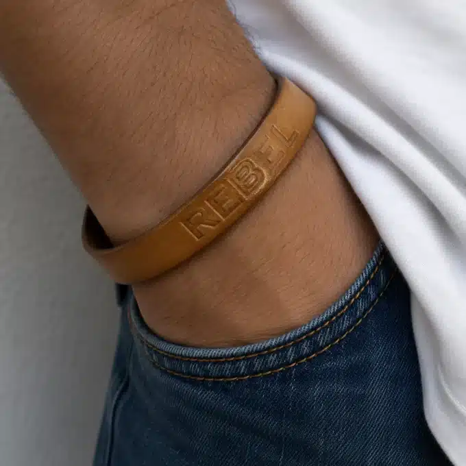 N3057 Bracelet homme personnalisé prénom cuir et fermoir Acier inoxydable - Bijoux Bracelets hommes en ligne Ninanina