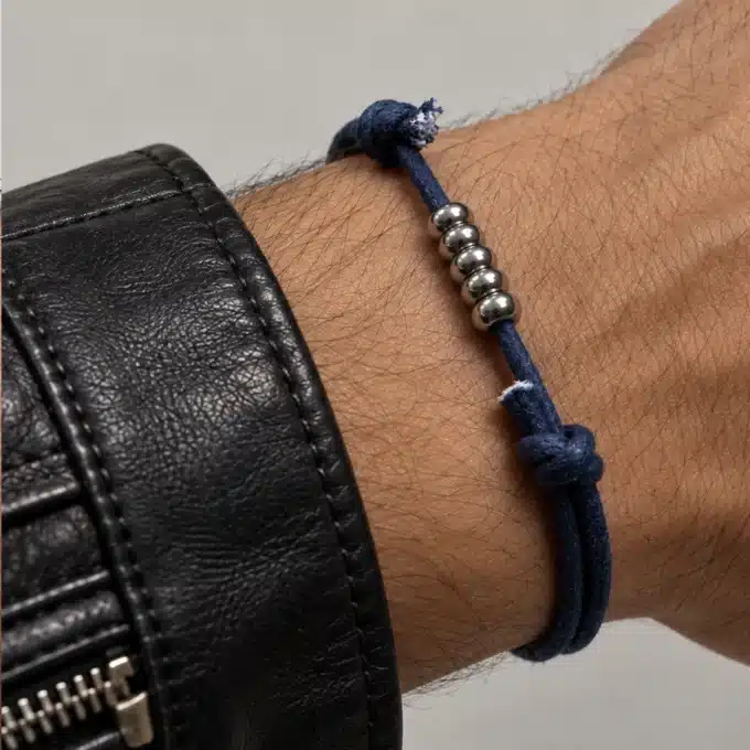 N3120a Bracelet homme perles plates Acier inoxydable argenté cordon - Bijoux bracelets hommes en ligne Ninanina