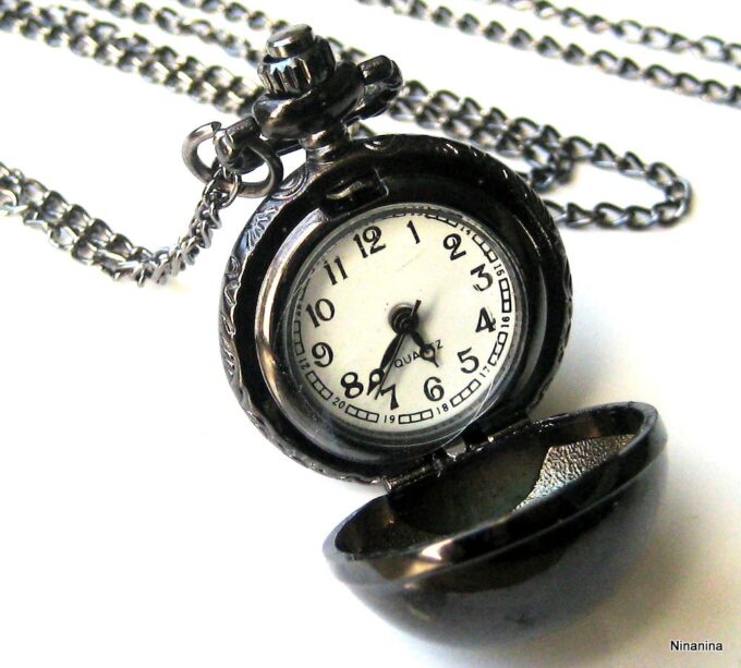 N3204c_collier_montre_gousse_boule_noir-4 (1)
