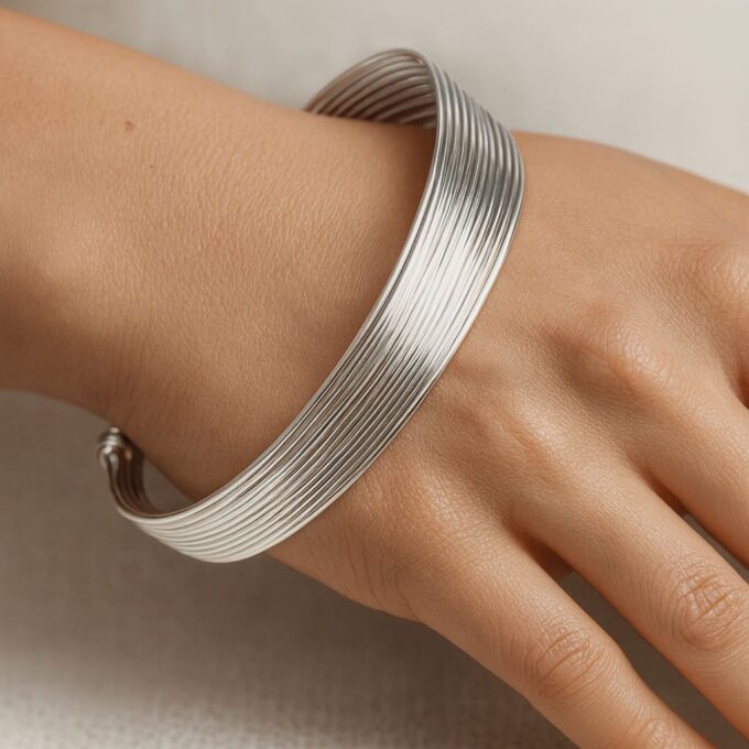 N3250b Bracelet Manchette Femme Plaqué Argent Multi Rangs – Bijou Rigide Élégant et Moderne - Bijoux Bracelets Manchettes en ligne Ninanina