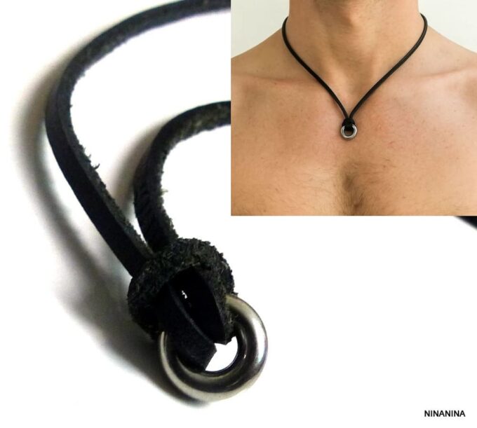N3261c Collier homme artisanal avec disque en Acier inoxydable argenté sur lacet cuir plat noir - Bijoux Colliers en ligne Ninanina