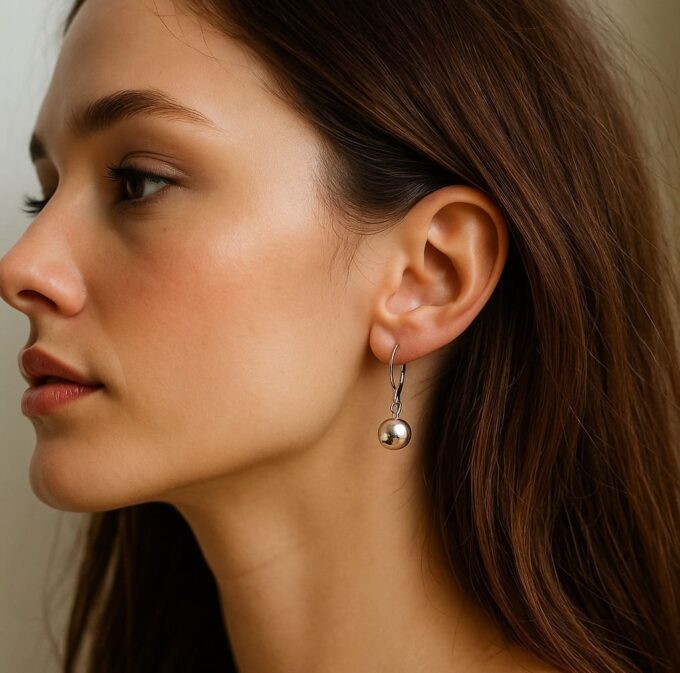 N3356b Boucles d’oreilles boules en argent 925 massif – Dormeuses artisanales pour femme - Bijoux d'oreille en ligne Ninanina