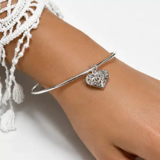 N3404 Bracelet jonc femme pendentif coeur filigrané plaqué Argent - Bijoux bracelets femmes en ligne Ninanina