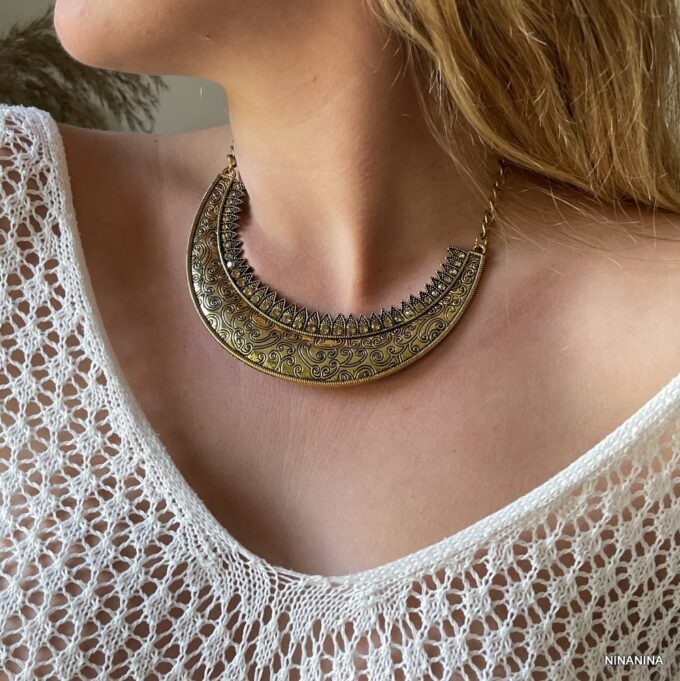 N3424a Collier Plastron Strass Or En Métal Doré Pour Femme - Bijoux Colliers Plastrons Ethniques en ligne Ninanina