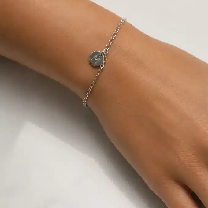 N3426c Bracelet personnalisé femme lettre gravée Argent 925 - Bijoux bracelets femmes en ligne Ninanina