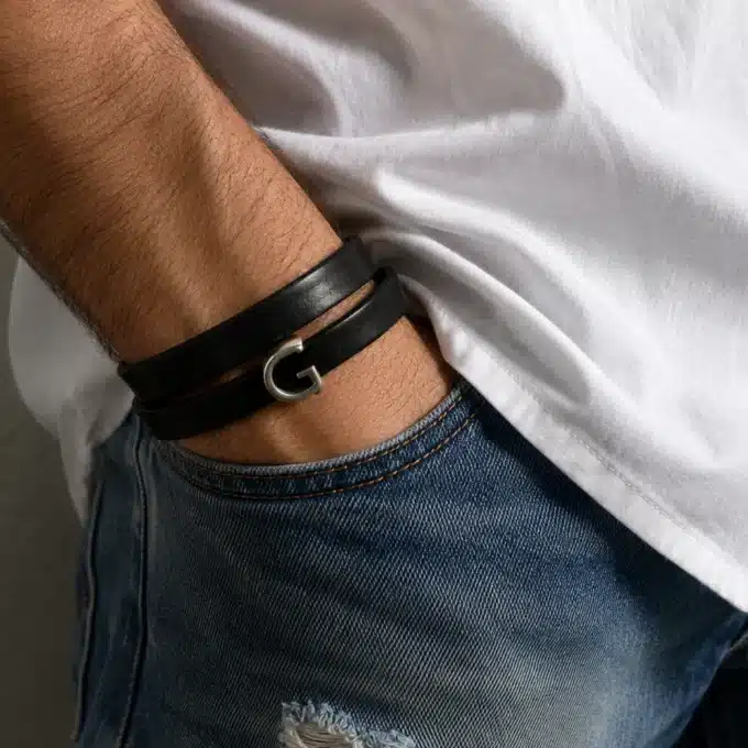 N3456b Bracelet homme cuir 2 tours avec lettre argentée personnalisée - Bijoux bracelets hommes en ligne Ninanina