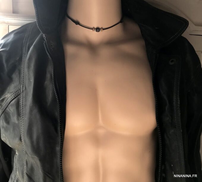 N3569e Collier cordon Cuir homme ajustable perle bois carrée - Bijoux Colliers en ligne Ninanina