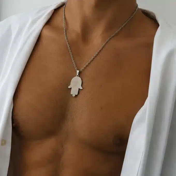 N3602 Collier main de fatma homme Acier inoxydable argenté artisanal - Bijoux colliers hommes en ligne Ninanina