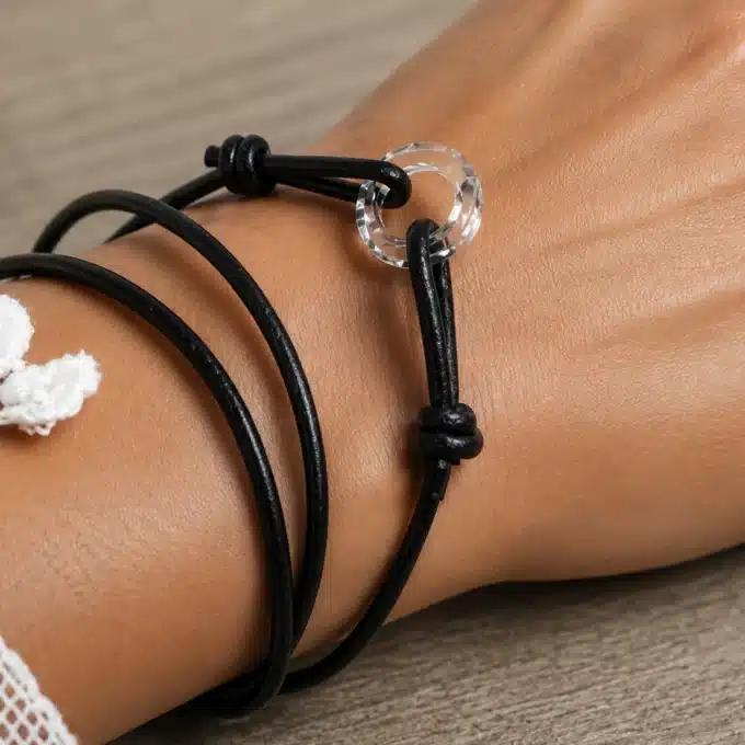 N3612A Bracelet cristal de Swarovski anneau et cordon cuir réglable Bijoucx bracelets femmes en ligne Ninanina