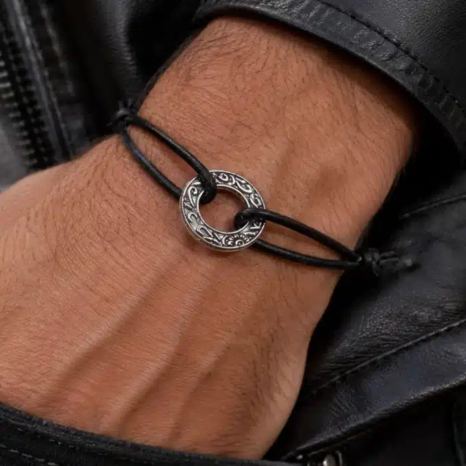 N3652a Bracelet fantaisie cordon cuir ajustable disque argenté - Bijoux bracelets hommes en ligne Ninanina