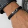 N3692a Bracelet Fantaisie homme large cuir tressé noir métal argenté - Bijoux bracelets hommes en ligne Ninanina
