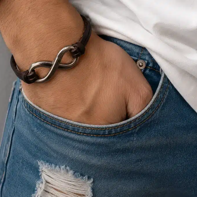 N3735A Bracelet cuir signe infini Acier inoxydable argenté pour homme - Bijoux bracelets hommes en ligne Ninanina