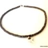 N3757g Collier dent de requin homme rondelles bois coco - Bijoux Colliers en ligne Ninanina