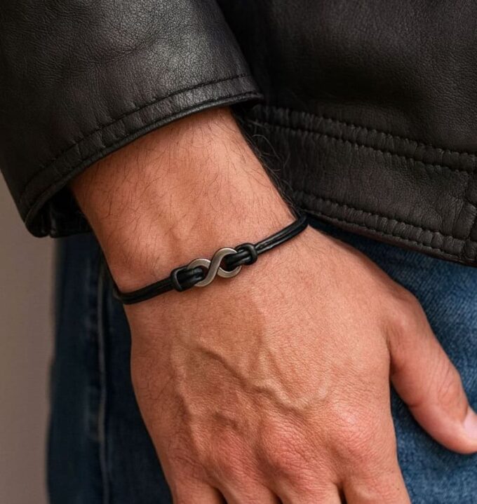 N3767 Bracelet homme femme signe infini Acier Inoxydable argenté cordon cuir - Bijoux Bracelets infinity en ligne Ninanina