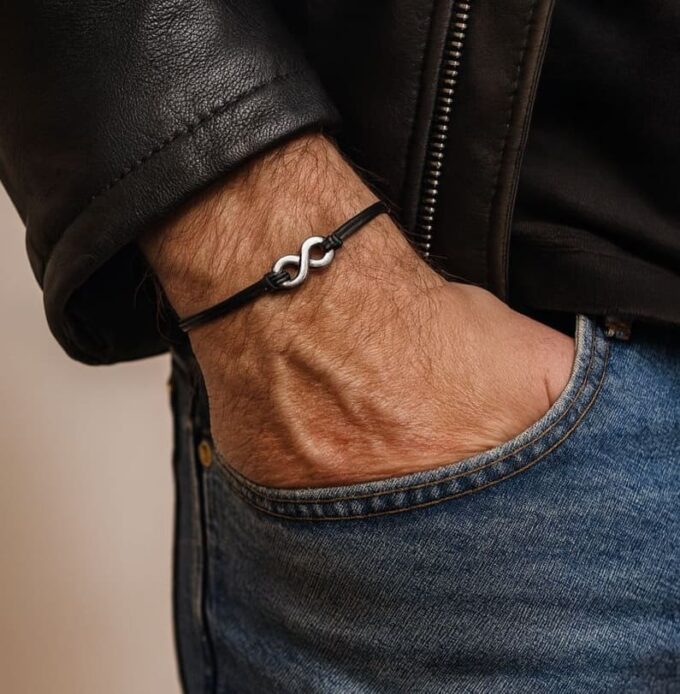 N3767e Bracelet homme femme signe infini Acier Inoxydable argenté cordon cuir - Bijoux Bracelets infinity en ligne Ninanina