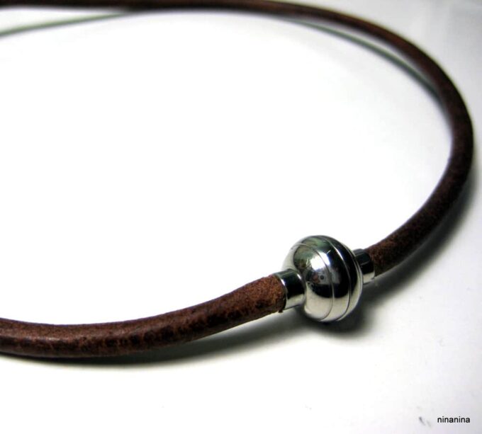 N3772b collier cuir et fermoir boule acier inoxydable